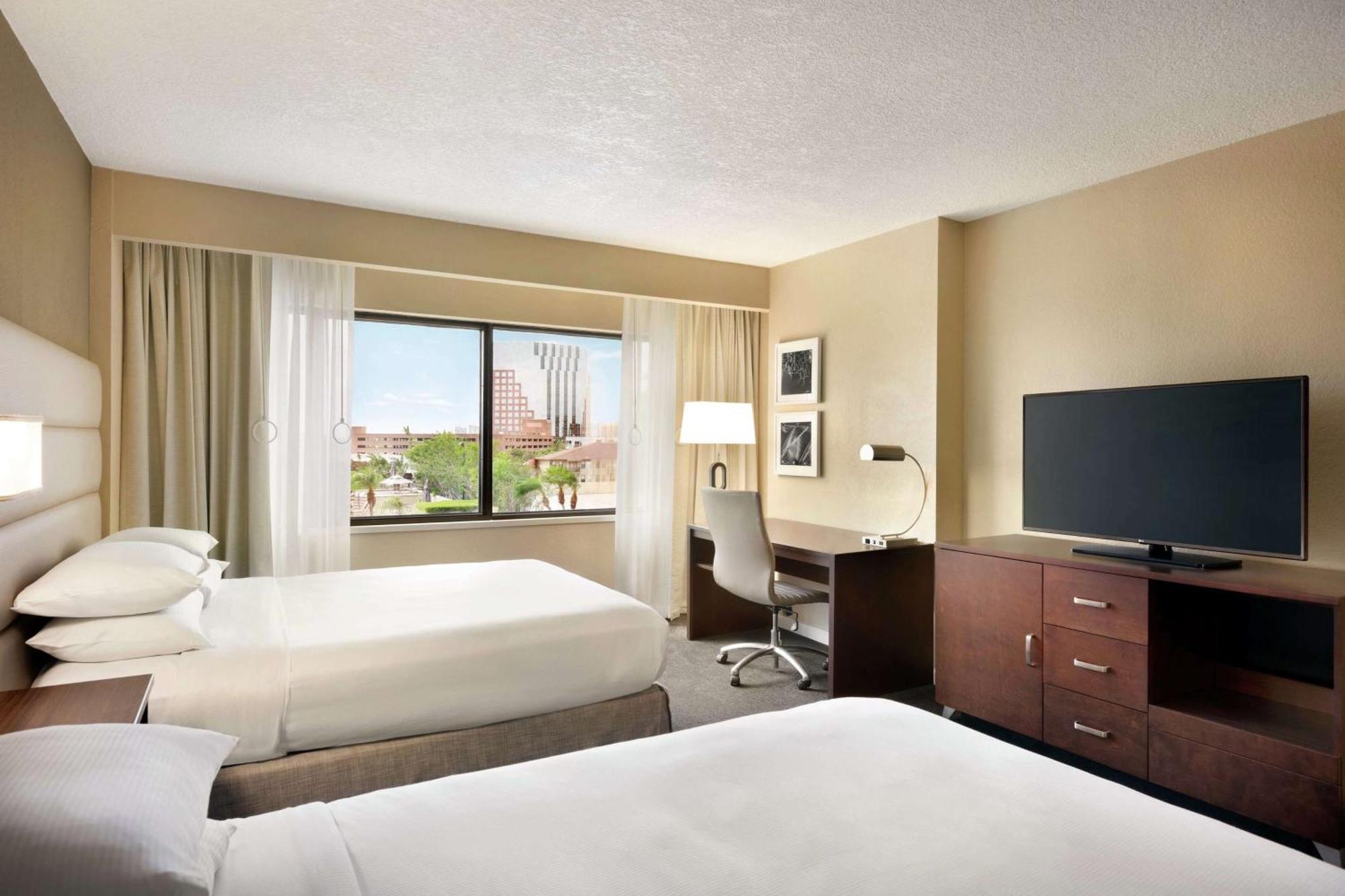 Doubletree By Hilton Orlando Downtown Hotel Exterior photo