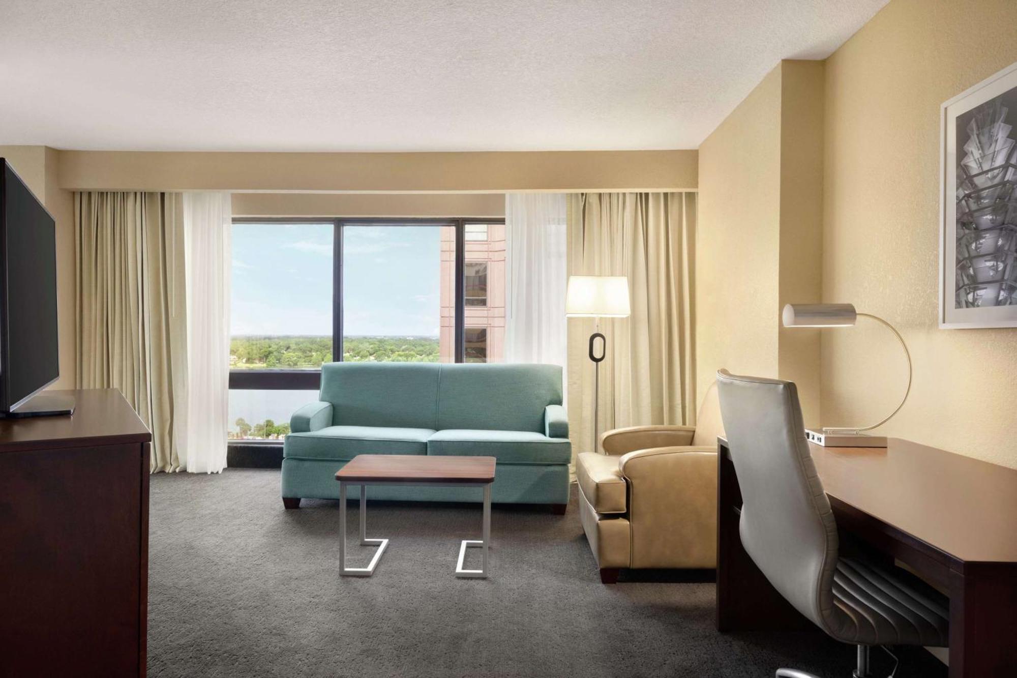 Doubletree By Hilton Orlando Downtown Hotel Exterior photo