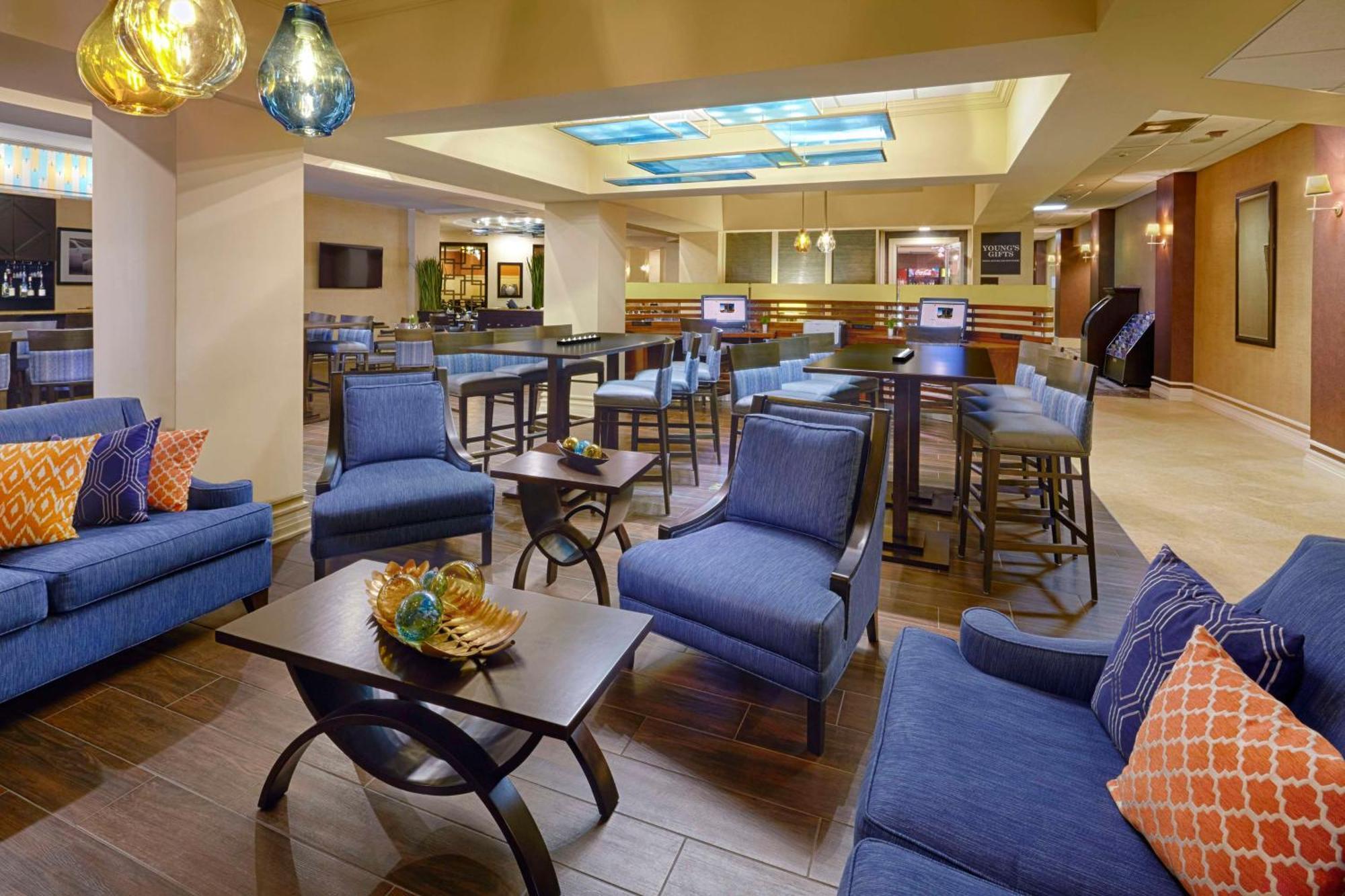 Doubletree By Hilton Orlando Downtown Hotel Exterior photo