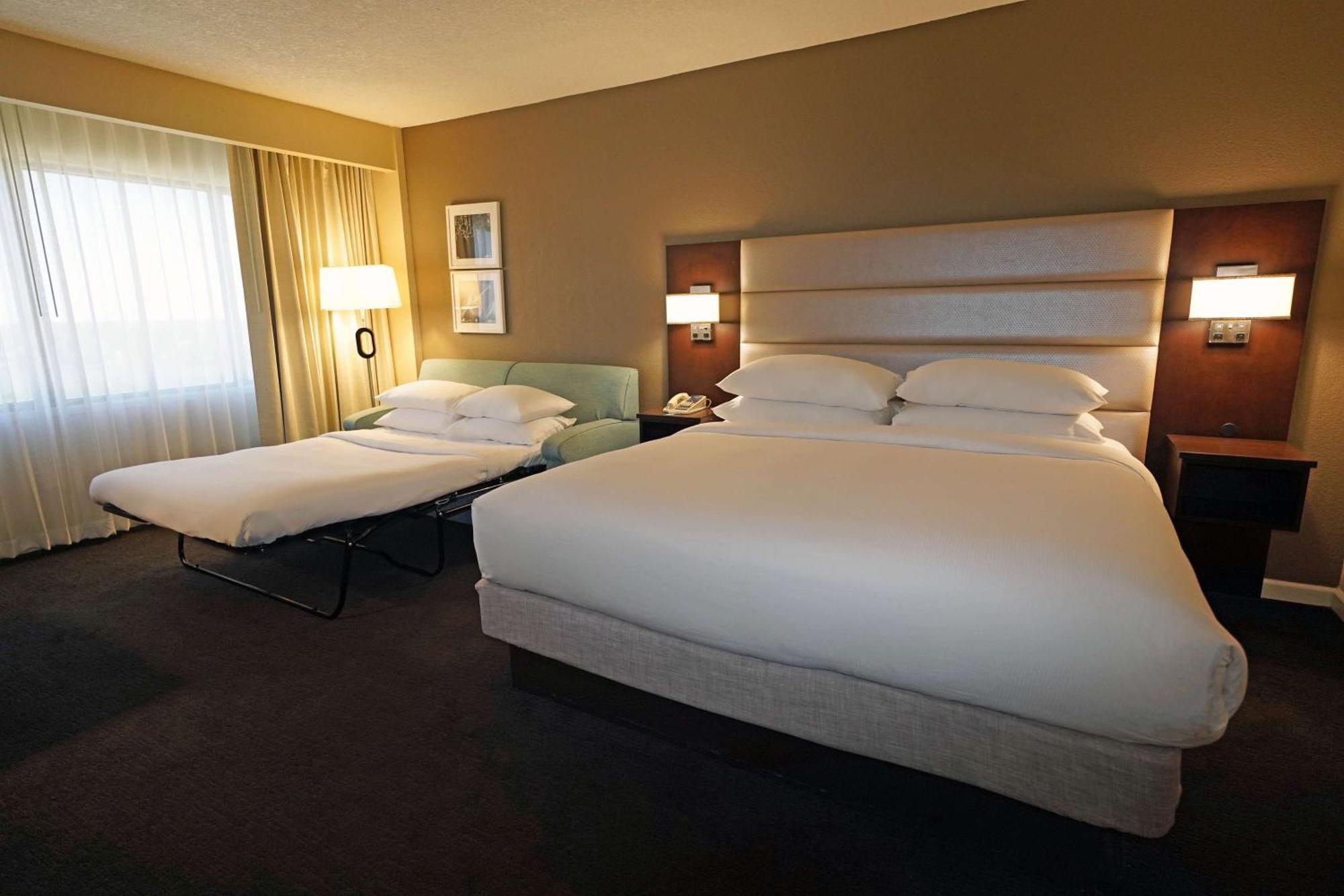 Doubletree By Hilton Orlando Downtown Hotel Exterior photo